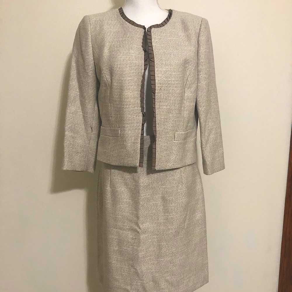 Antonio Melani Suit Set